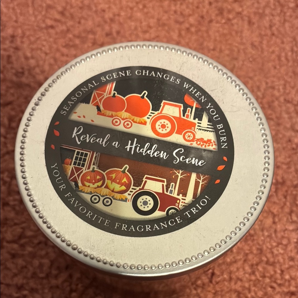 Yankee Candle Harvest Spiced Pumpkin Vanilla Cupcake Trick or Treat Candle - Picture 3 of 6